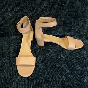 Vince Rita Leather Block-Heel Sandal, Nude